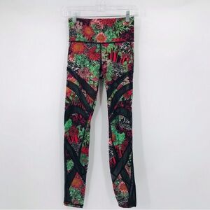 Lululemon High Rise Running Leggings Mesh Size 6